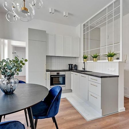 Lion Apartments - Capri 5 Min From The Beach سوبوت المظهر الخارجي الصورة