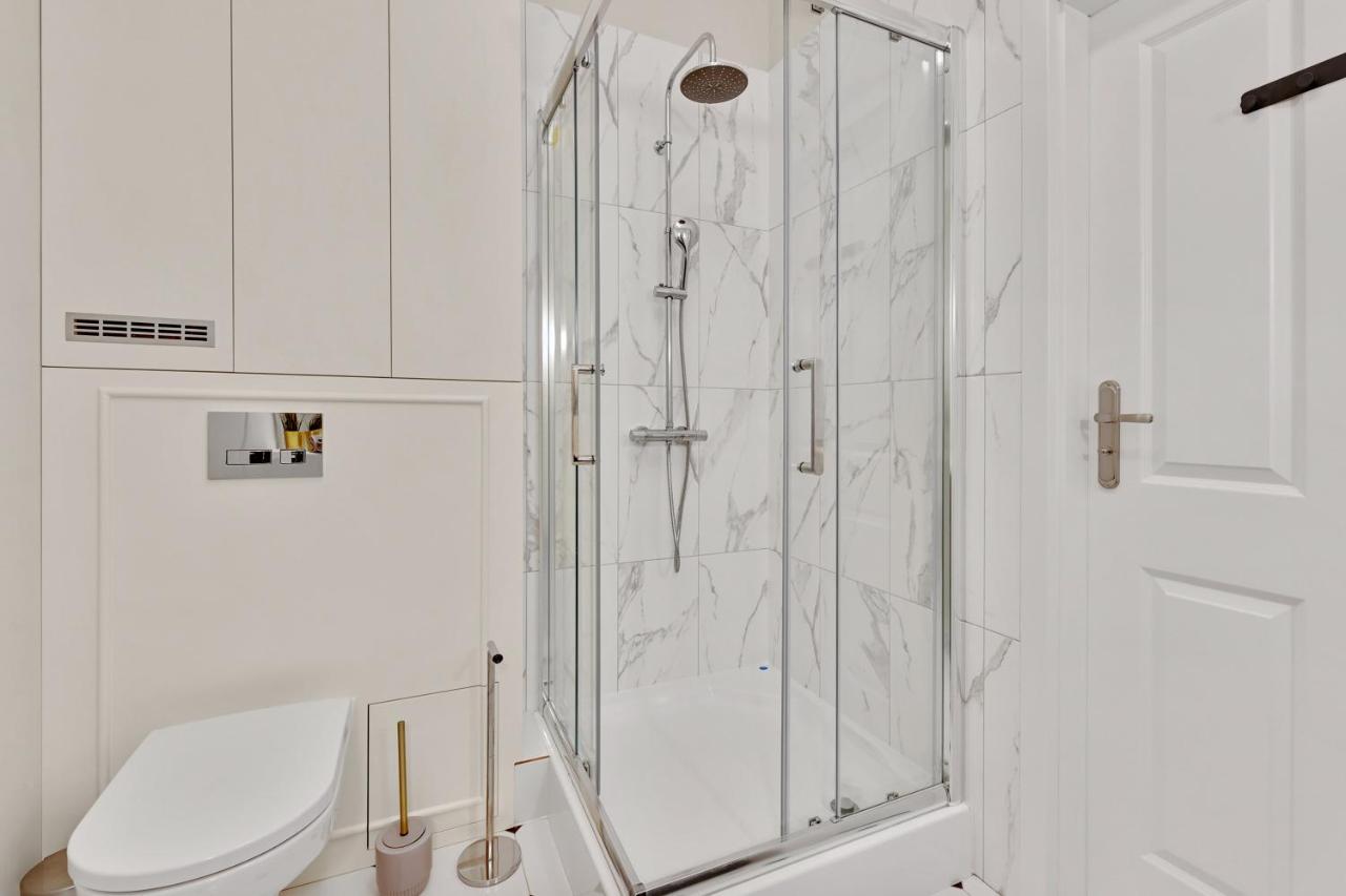 Lion Apartments - Capri 5 Min From The Beach سوبوت المظهر الخارجي الصورة